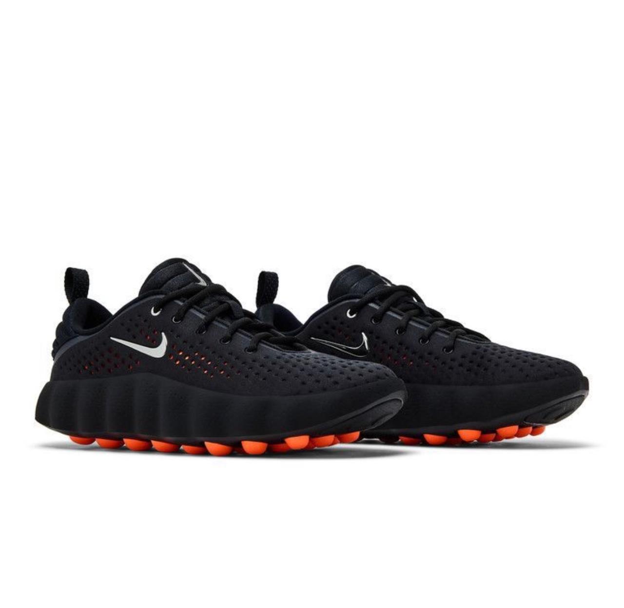 Nike Mind 002 Black/Hyper Crimson