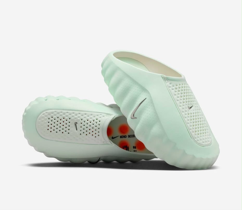 Nike Mind 001 Mules Light Green