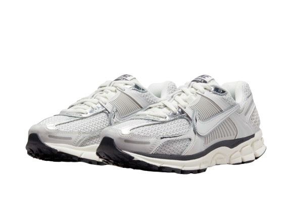 Nike Vomero 5