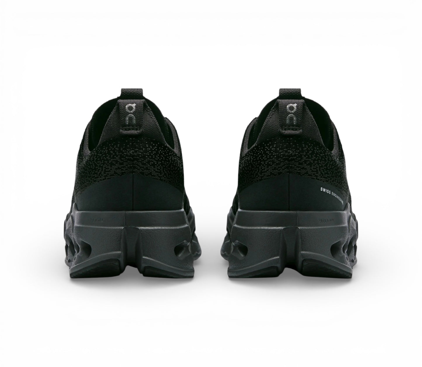 On-Cloudsurfer-Max-''Black