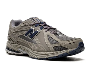 New Balance 1906R