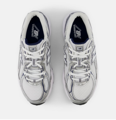 New Balance 740